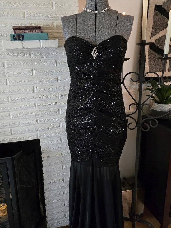 Xscape Dresses & Skirts - Y2k Vintage Xscape Black Sequin Strapless Mermaid Gown